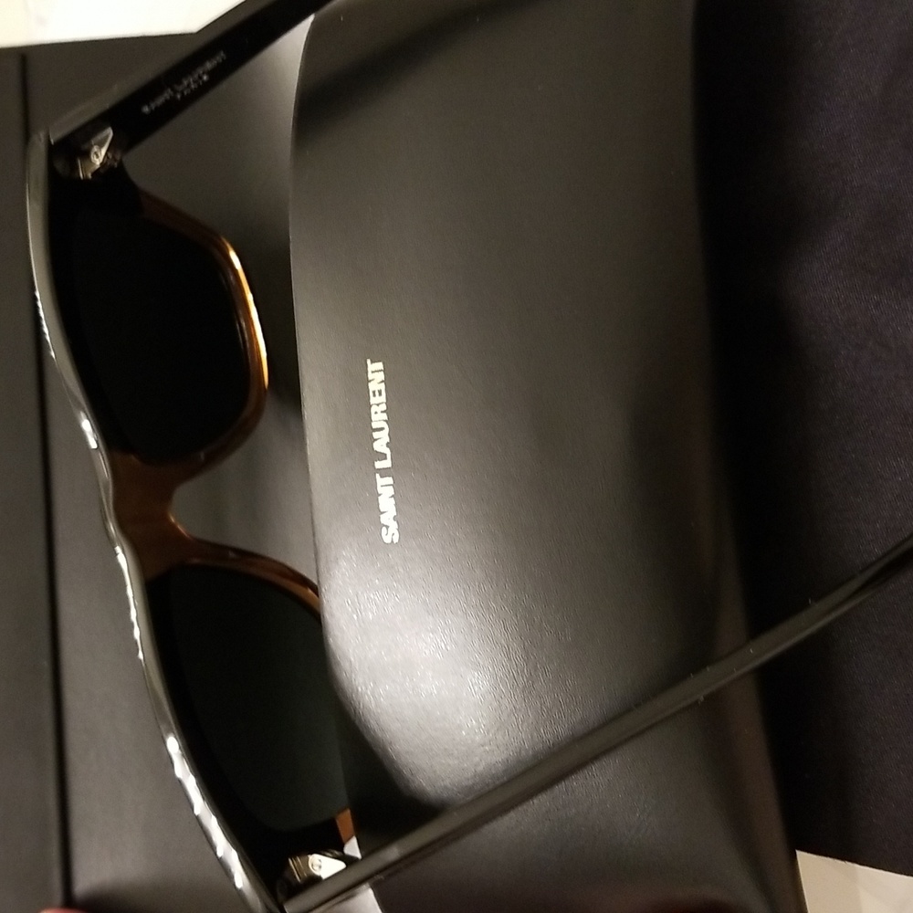 Sunglasses - Picture 3 of 6